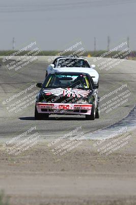 media/Sep-28-2024-24 Hours of Lemons (Sat) [[a8d5ec1683]]/1140am (Outside Grapevine)/
